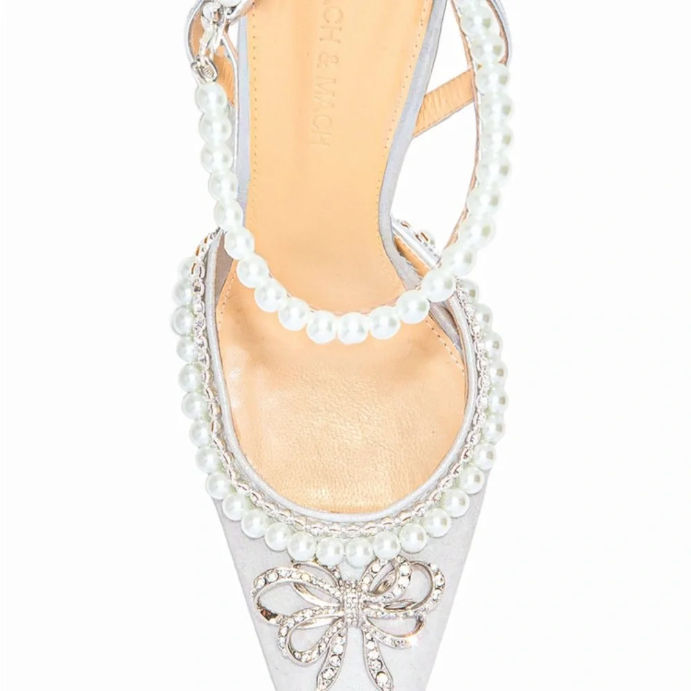 MACH & MACH Bow of Elizabeth 100mm Pump with Pearl Embellishments - Picture 2 of 4